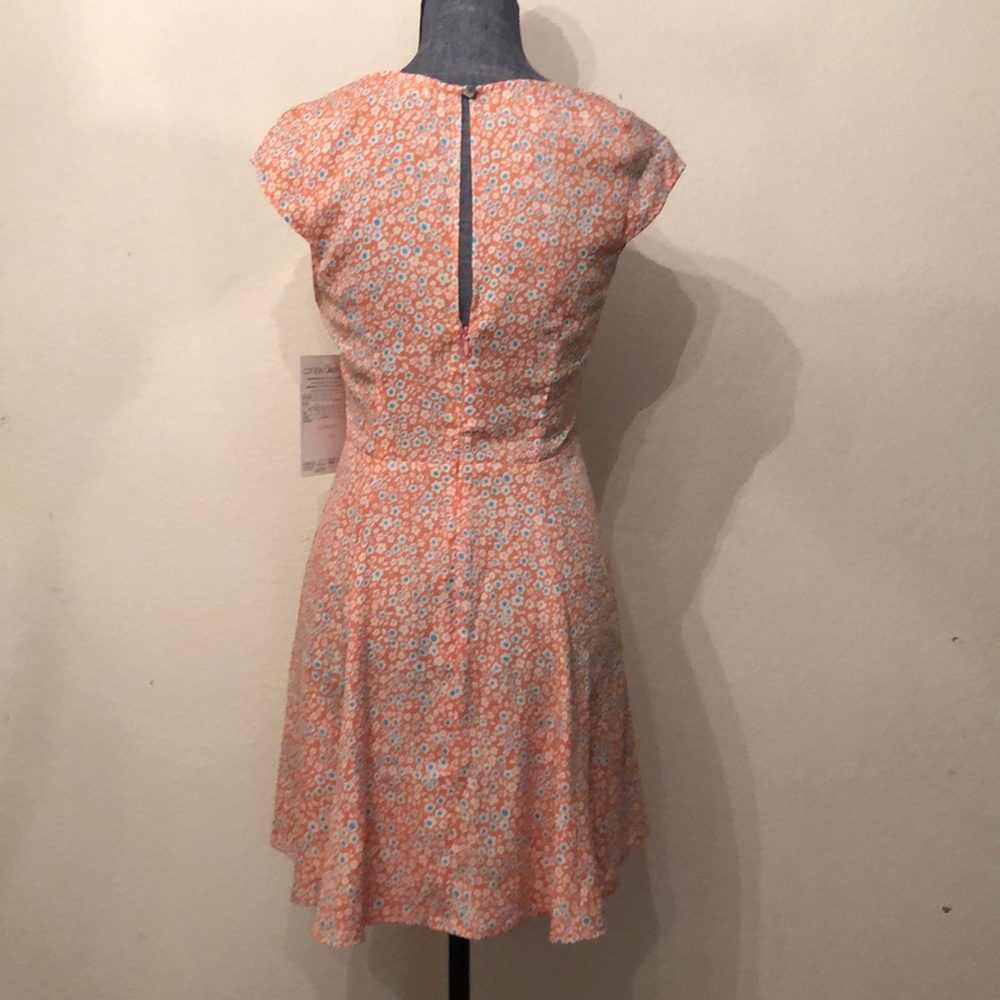 Small floral mini dress - Picture 4 of 7